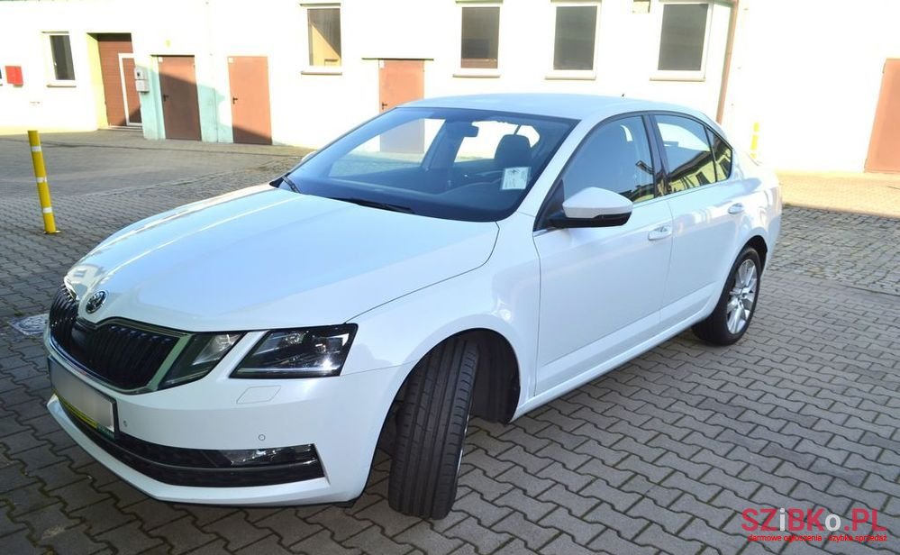 2017' Skoda Octavia photo #1