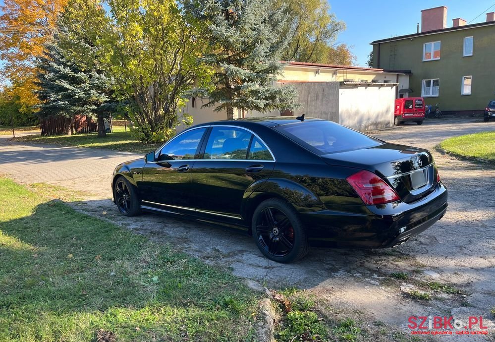 2013' Mercedes-Benz S-Class 500 4Matic photo #2