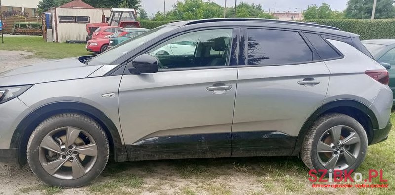 2022' Opel Grandland X photo #2