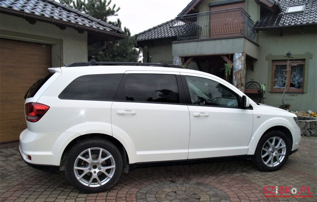 2012' Fiat Freemont photo #5