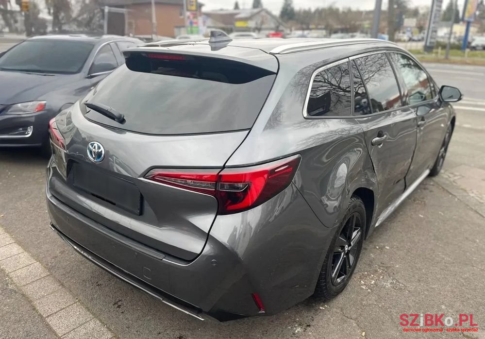 2022' Toyota Corolla photo #2