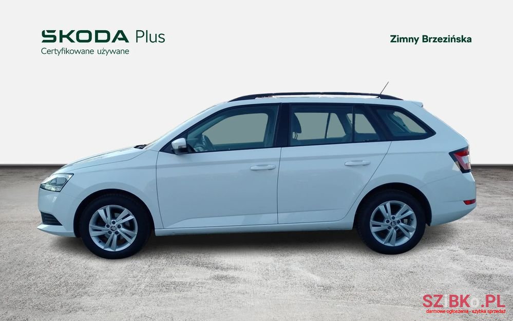 2021' Skoda Fabia 1.0 Tsi Ambition photo #2