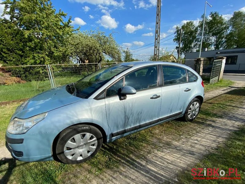 2007' Citroen C4 photo #3