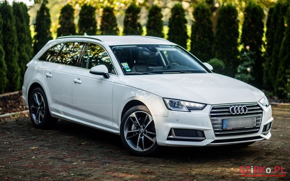 2019' Audi A4 Avant Sport photo #3