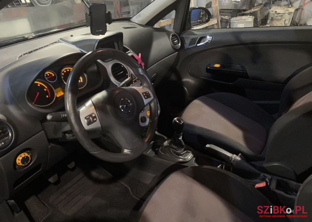 2007' Opel Corsa 1.3 Cdti Cosmo photo #6