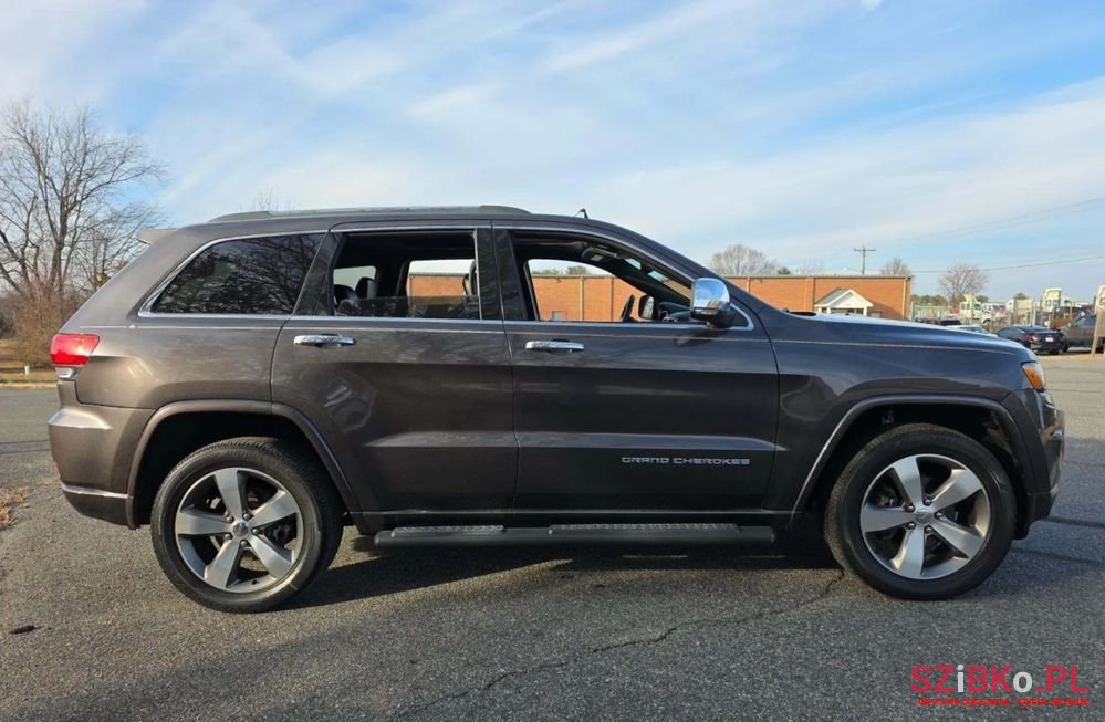 2016' Jeep Grand Cherokee 3.6 V6 Overland photo #4