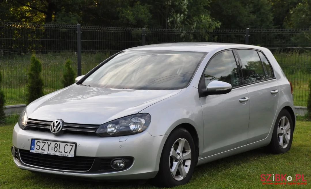 2008' Volkswagen Golf photo #1