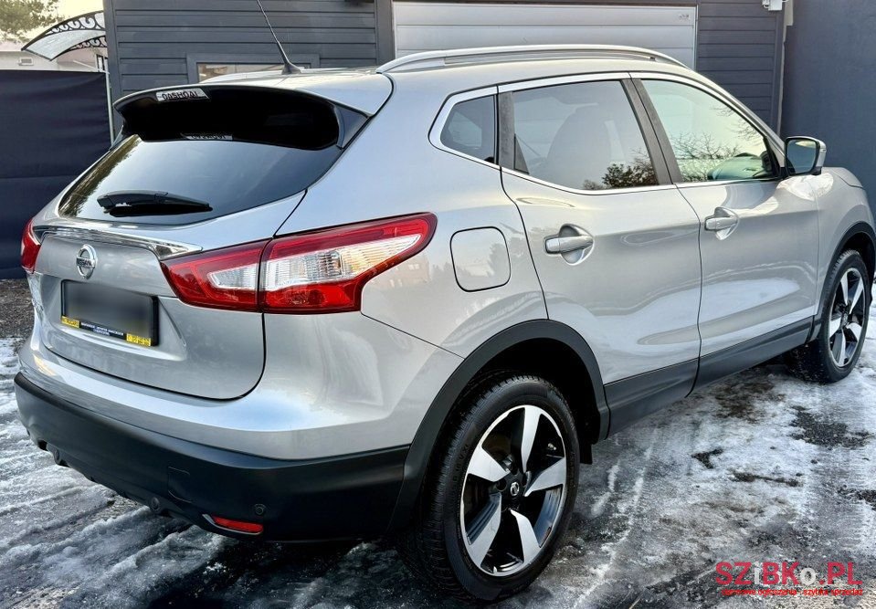 2015' Nissan Qashqai 1.6 Tekna photo #6