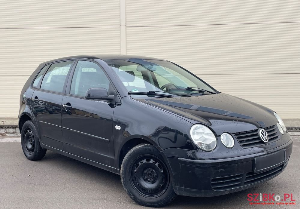2005' Volkswagen Polo photo #1