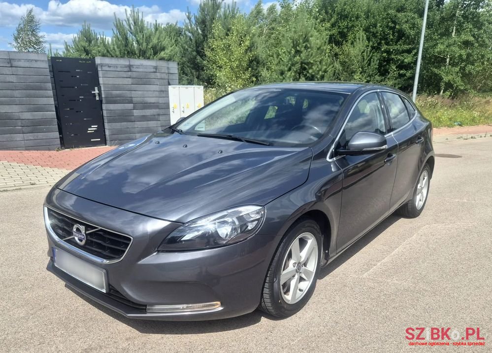 2012' Volvo V40 photo #5