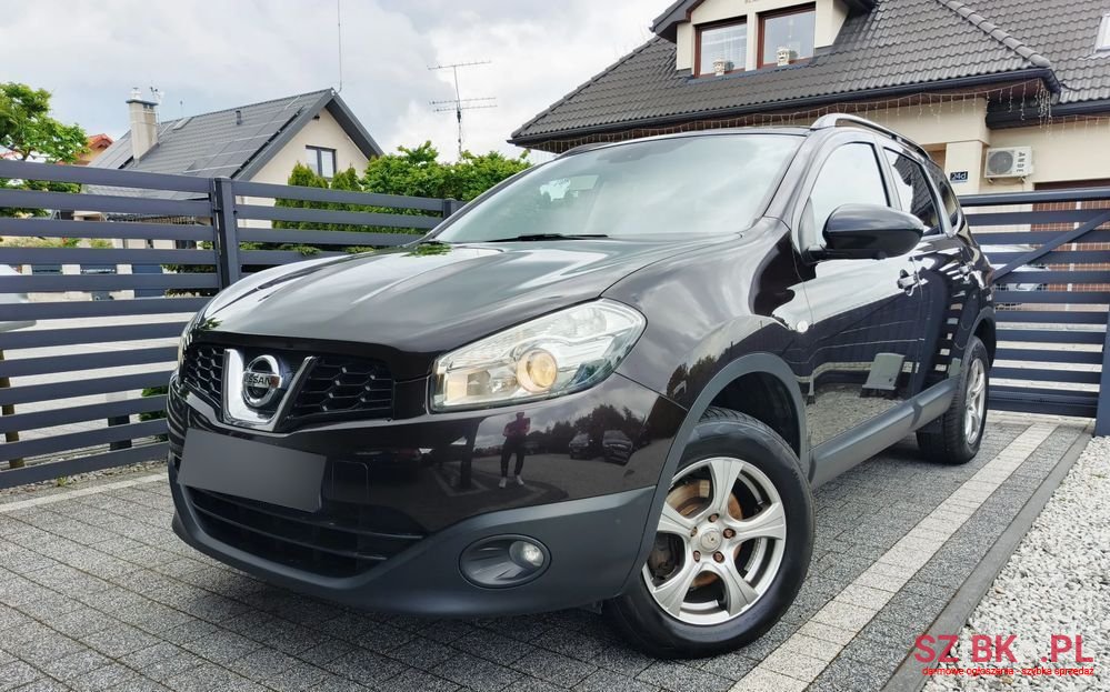 2013' Nissan Qashqai 2.0 Tekna photo #1