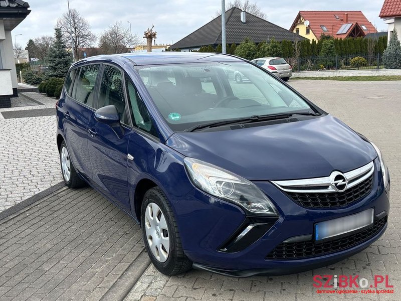 2016' Opel Zafira photo #3