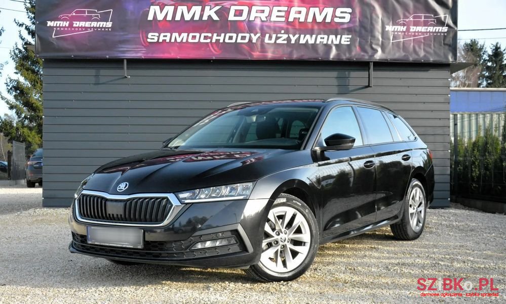 2022' Skoda Octavia photo #3