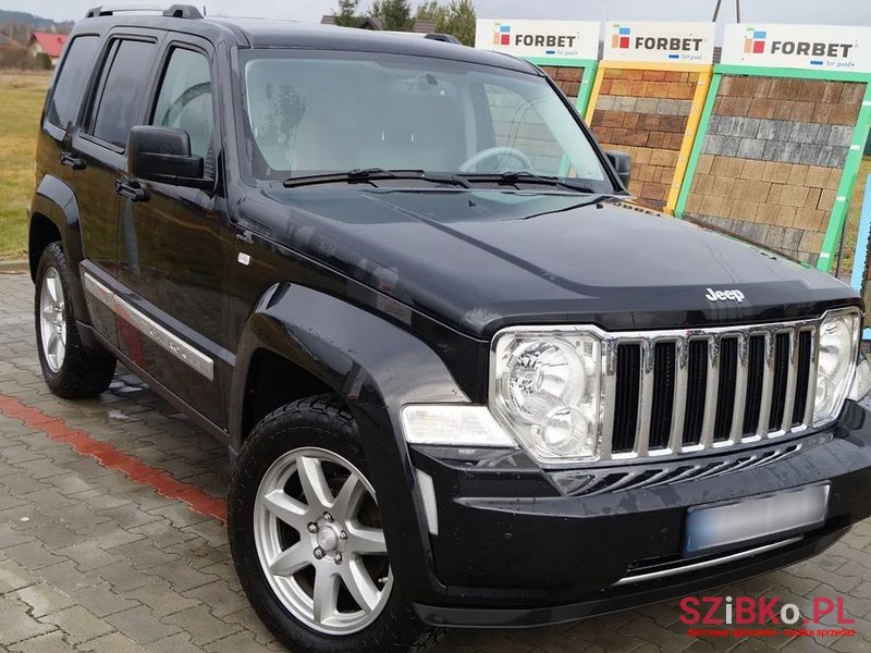 2010' Jeep Cherokee 2.8 Crd Limited photo #3