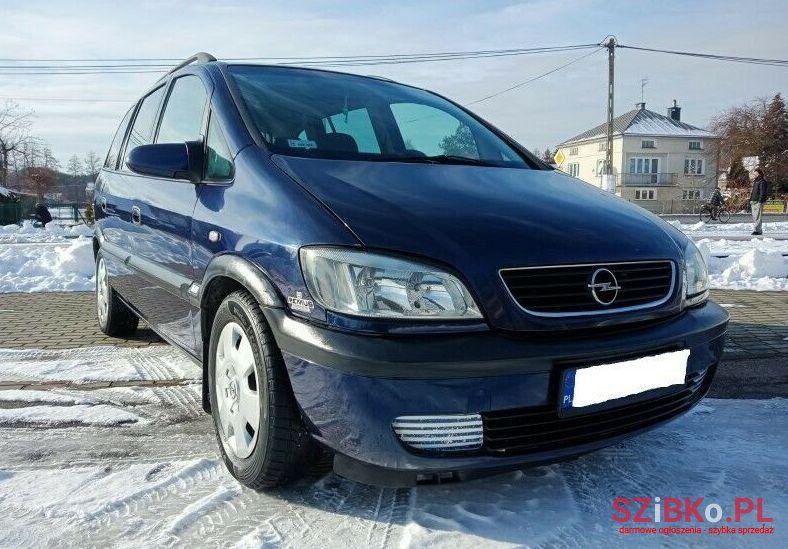 2000' Opel Zafira photo #1