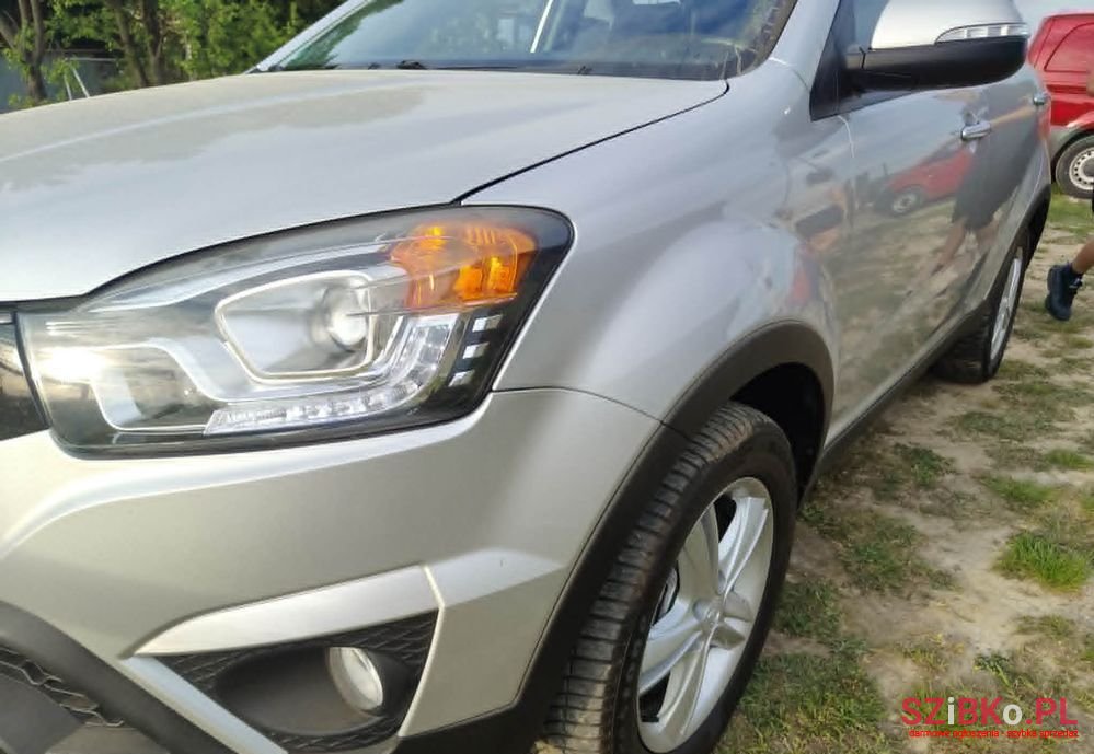 2015' SsangYong Korando photo #2
