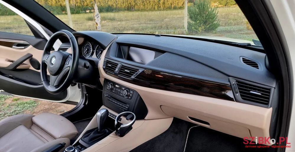 2010' BMW X1 photo #5