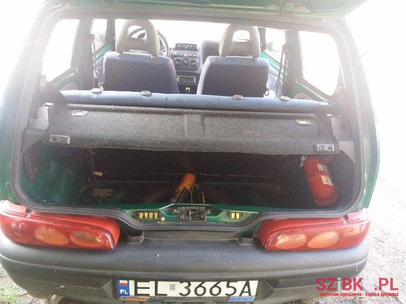 2002' Fiat Seicento photo #2