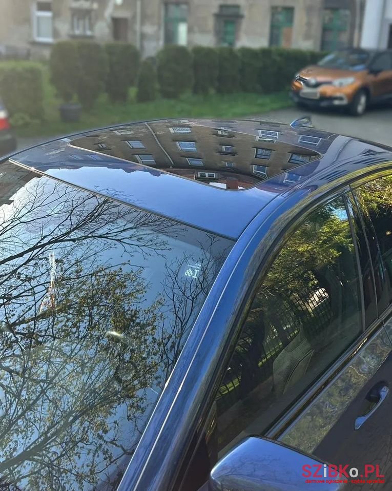 2020' BMW 5 Series 520D photo #5