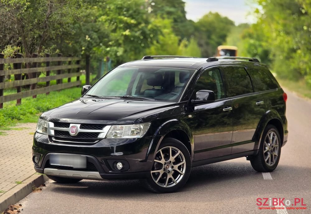 2015' Fiat Freemont photo #1