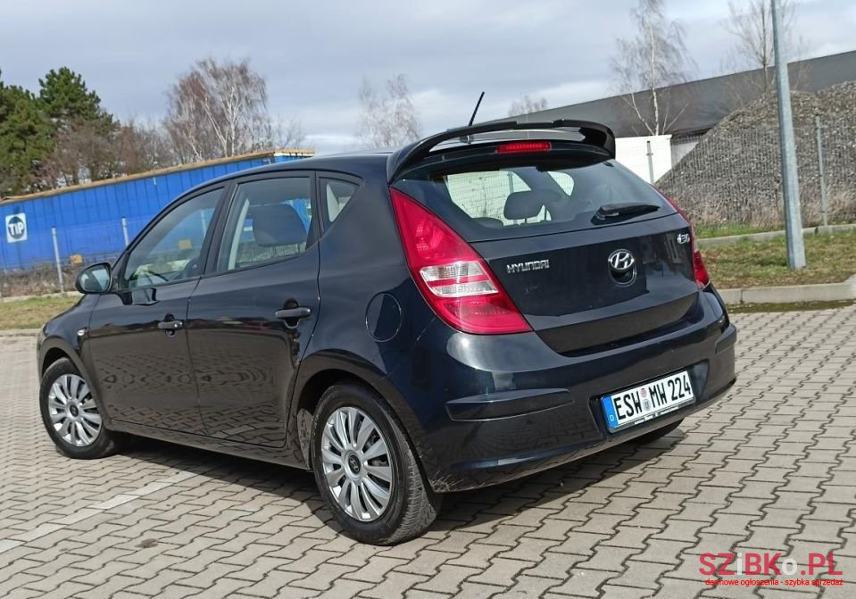 2009' Hyundai i30 photo #3