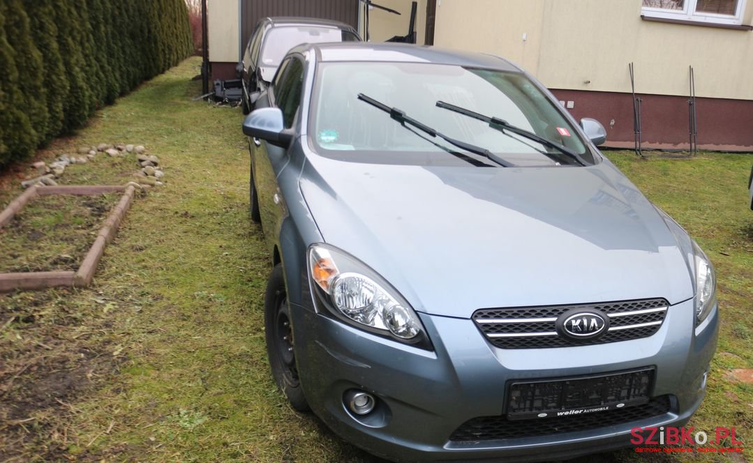 2007' Kia Pro Ceed photo #1