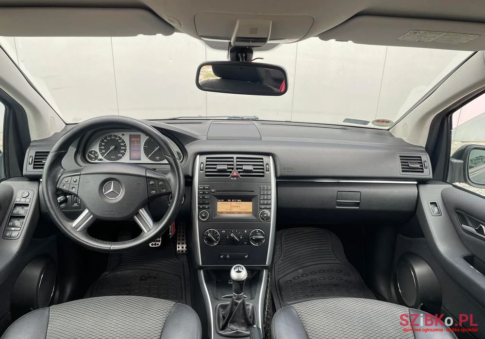 2010' Mercedes-Benz B-Class 180 Cdi photo #3