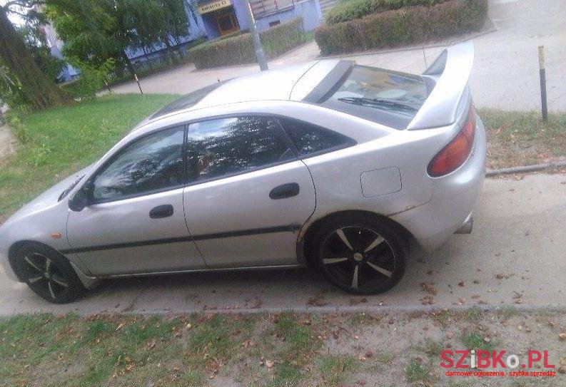 1998' Mazda 323 photo #1
