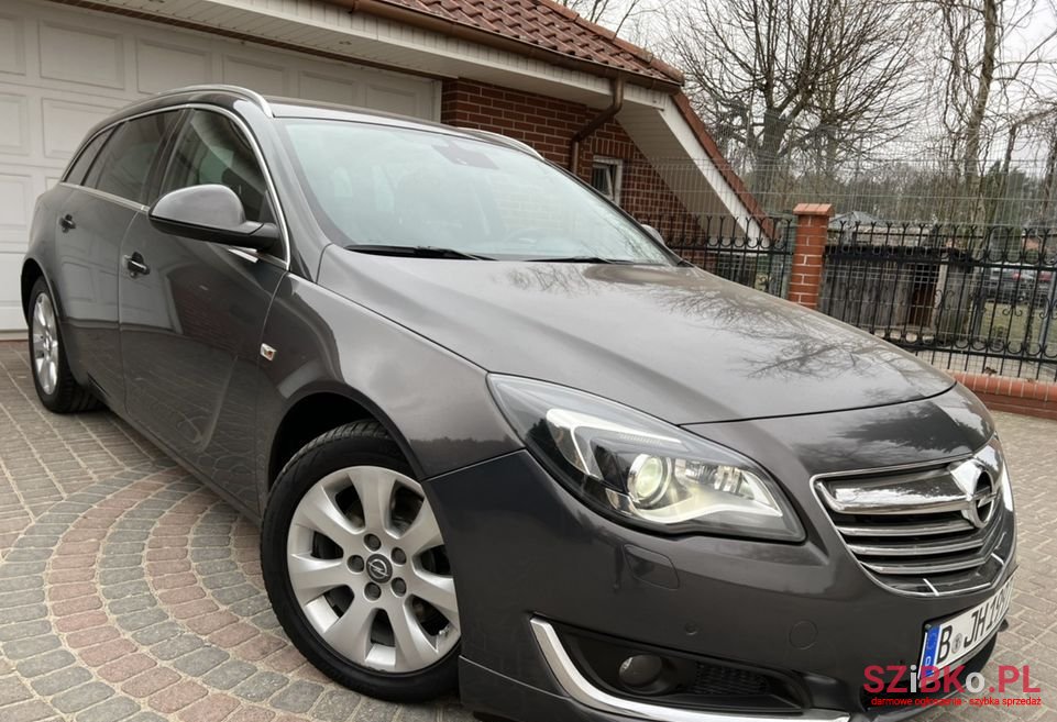 2014' Opel Insignia photo #2