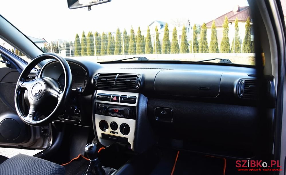 2005' SEAT Leon 1.9 Tdi Cool photo #2