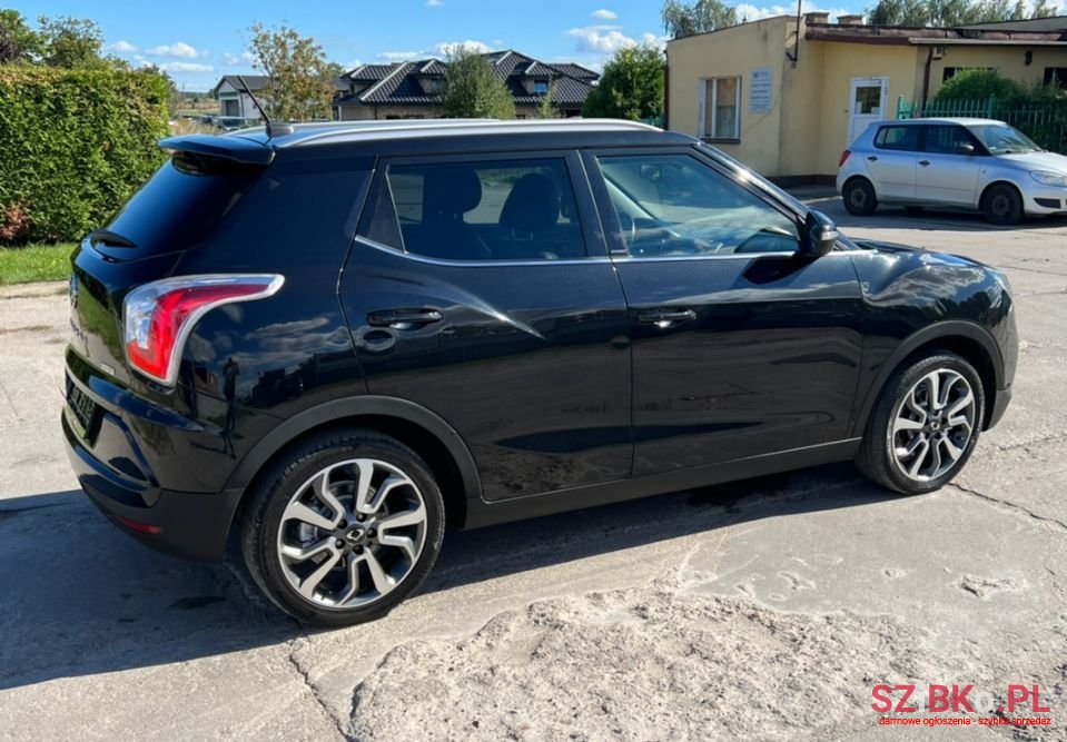 2015' SsangYong Tivoli photo #5