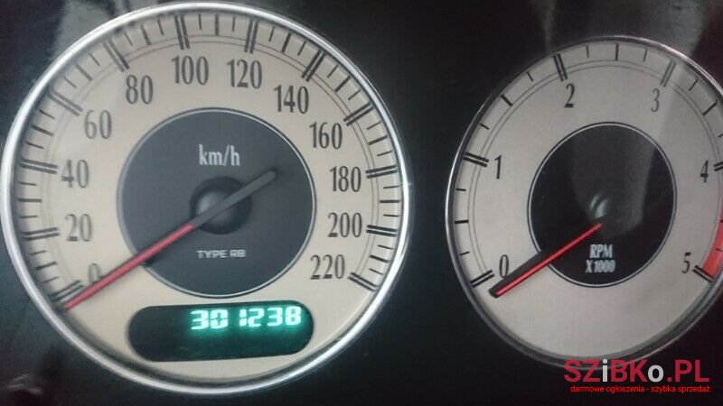 2002' Chrysler Grand Voyager photo #5