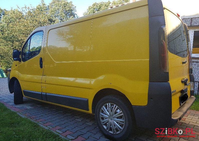 2004' Opel Vivaro photo #2
