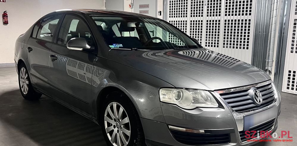 2007' Volkswagen Passat photo #1