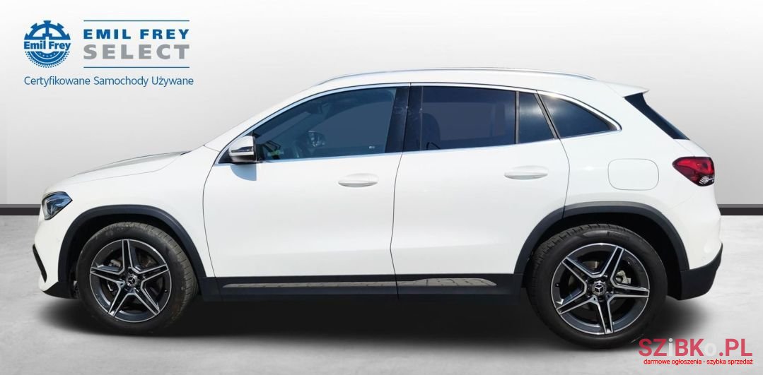 2021' Mercedes-Benz Gla photo #2