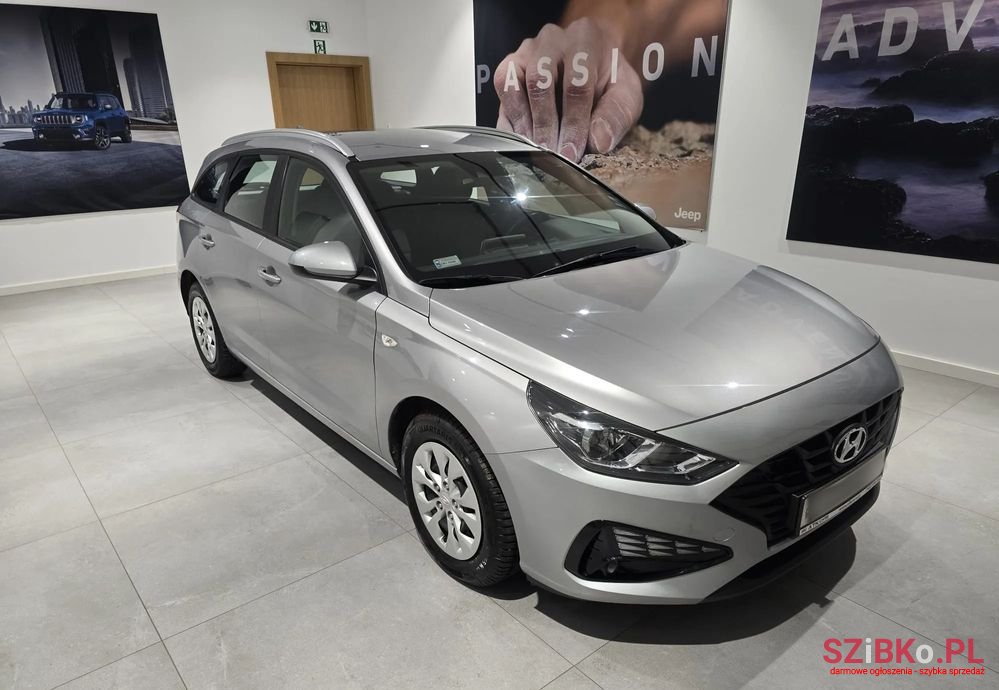 2022' Hyundai i30 1.5 Dpi Classic + photo #3