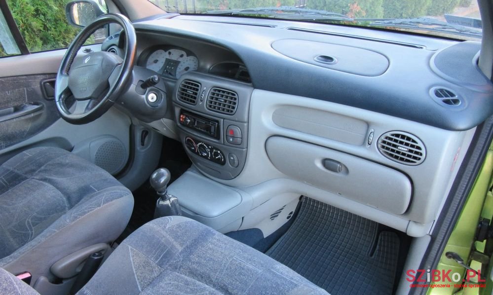 2000' Renault Scenic Megane photo #5
