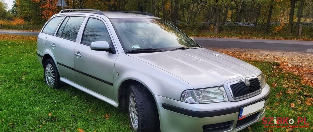 2003' Skoda Octavia photo #4