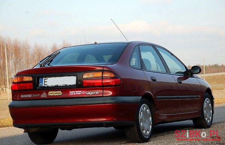 1999' Renault Laguna photo #1