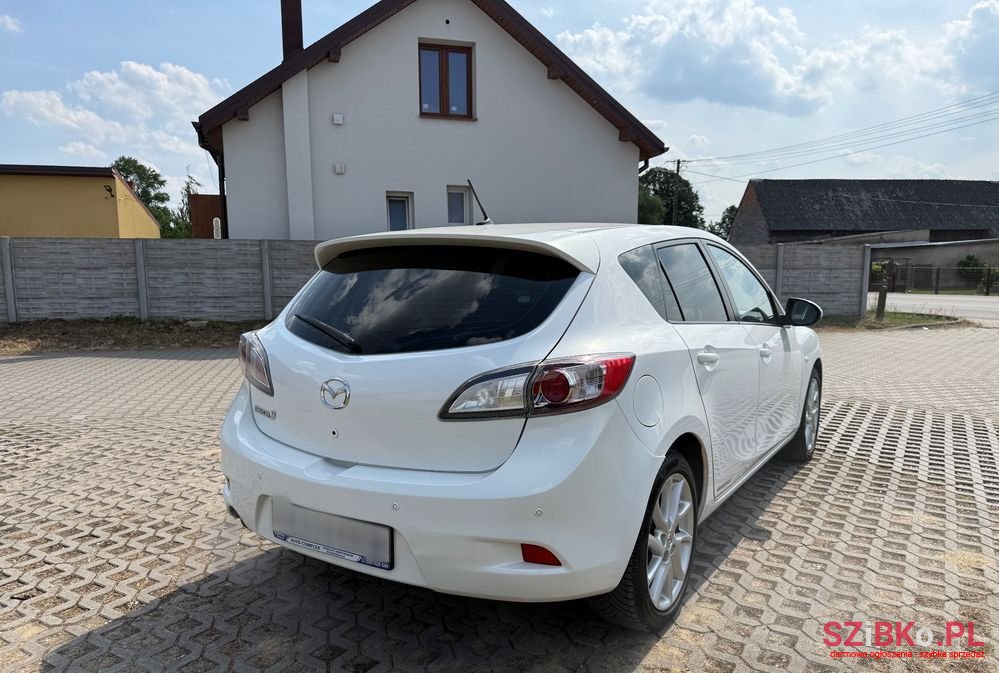 2011' Mazda 3 photo #6
