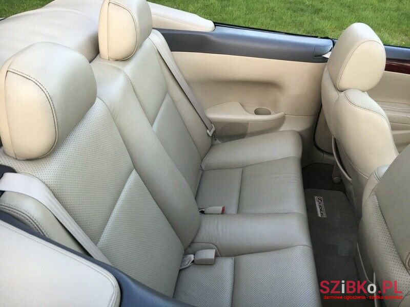 2004' Lexus photo #6