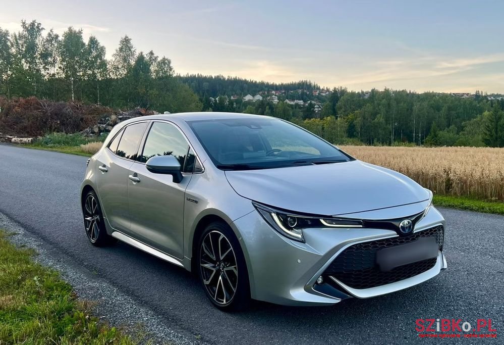 2019' Toyota Corolla 2.0 Hybrid Executive photo #4