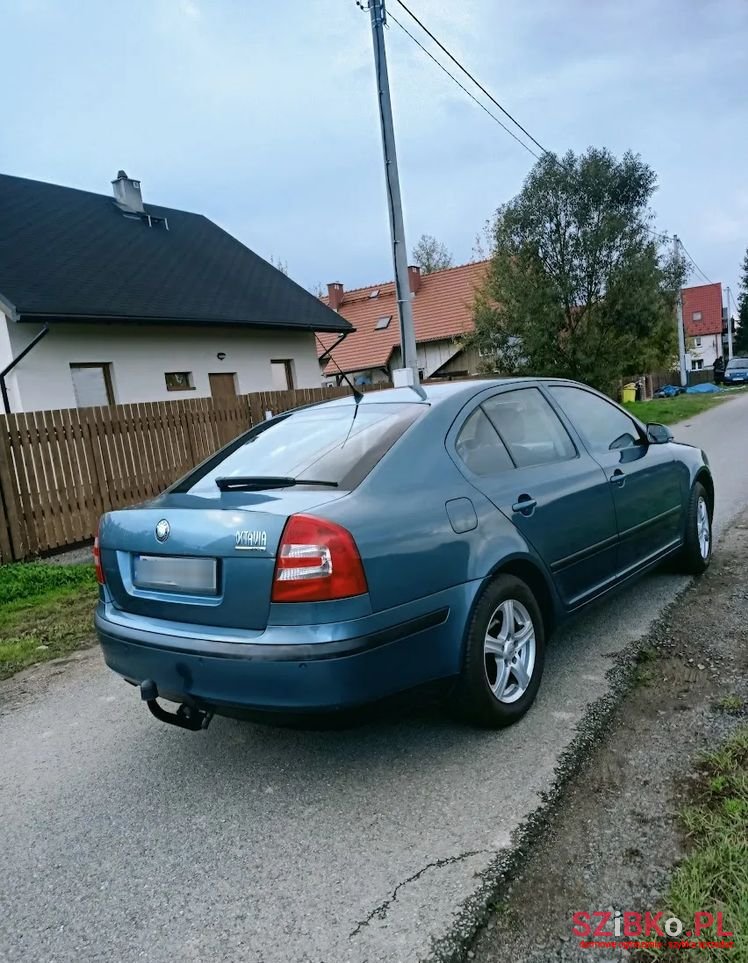 2007' Skoda Octavia 1.6 Classic photo #3