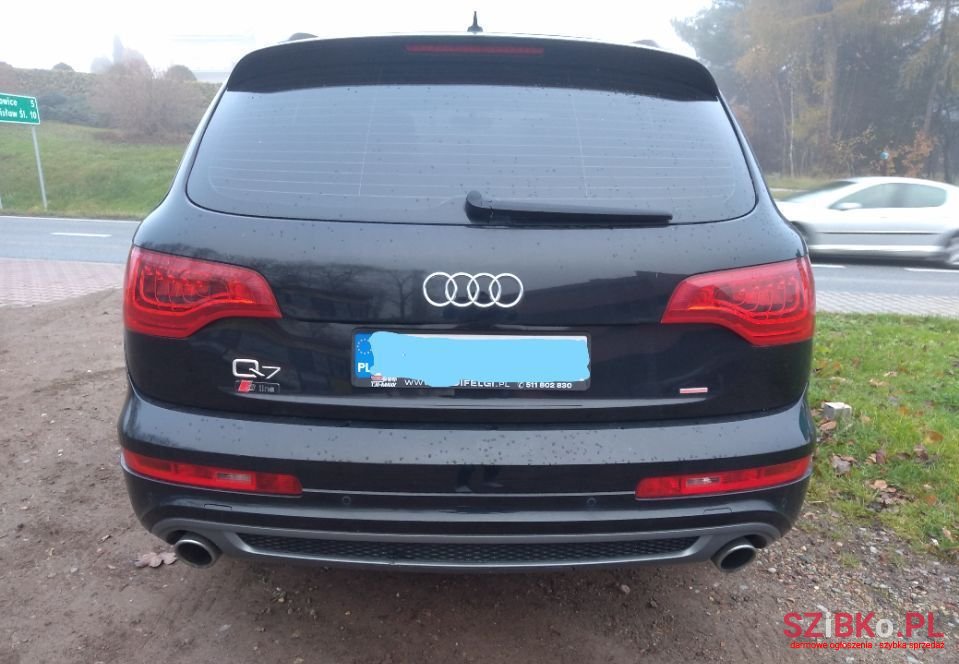 2010' Audi Q7 photo #3