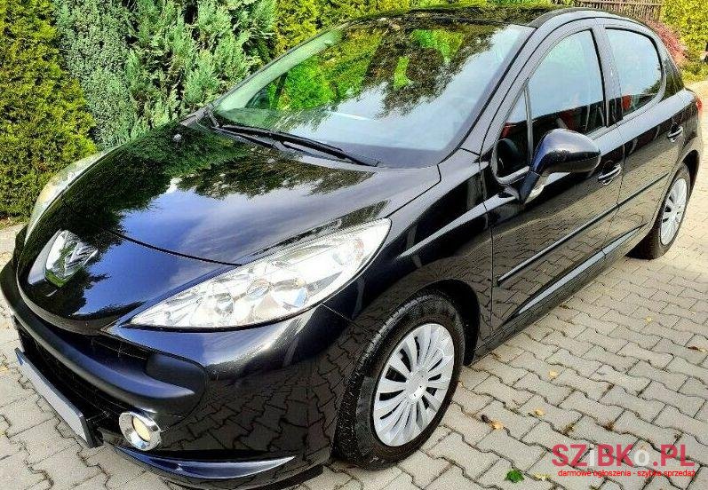 2009' Peugeot 207 photo #1