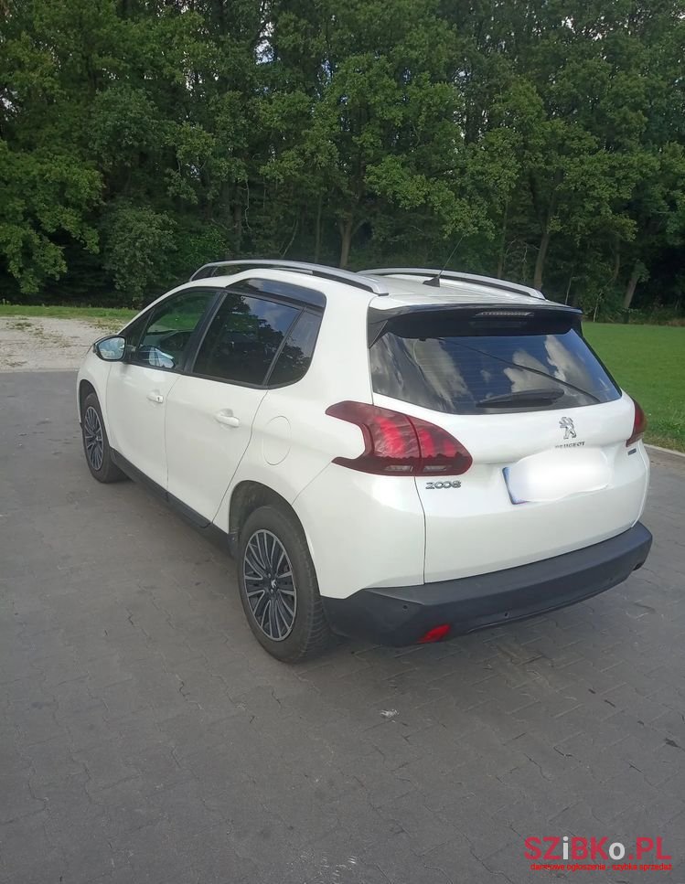 2016' Peugeot 2008 photo #4