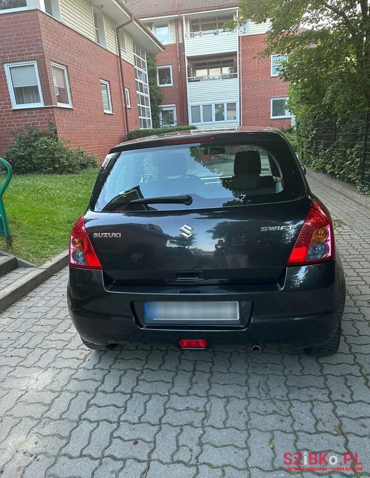 2010' Suzuki Swift 1.3 Glx / Comfort photo #4