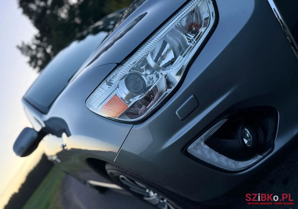 2015' Mitsubishi ASX photo #6