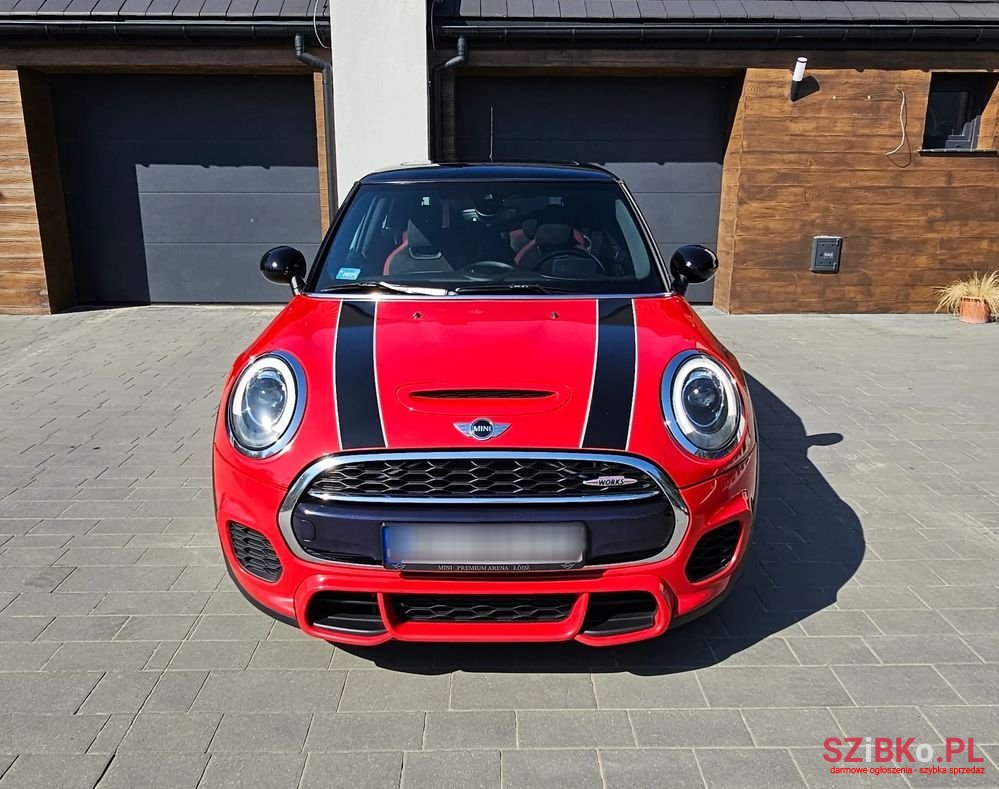 2015' MINI John Cooper Works photo #5