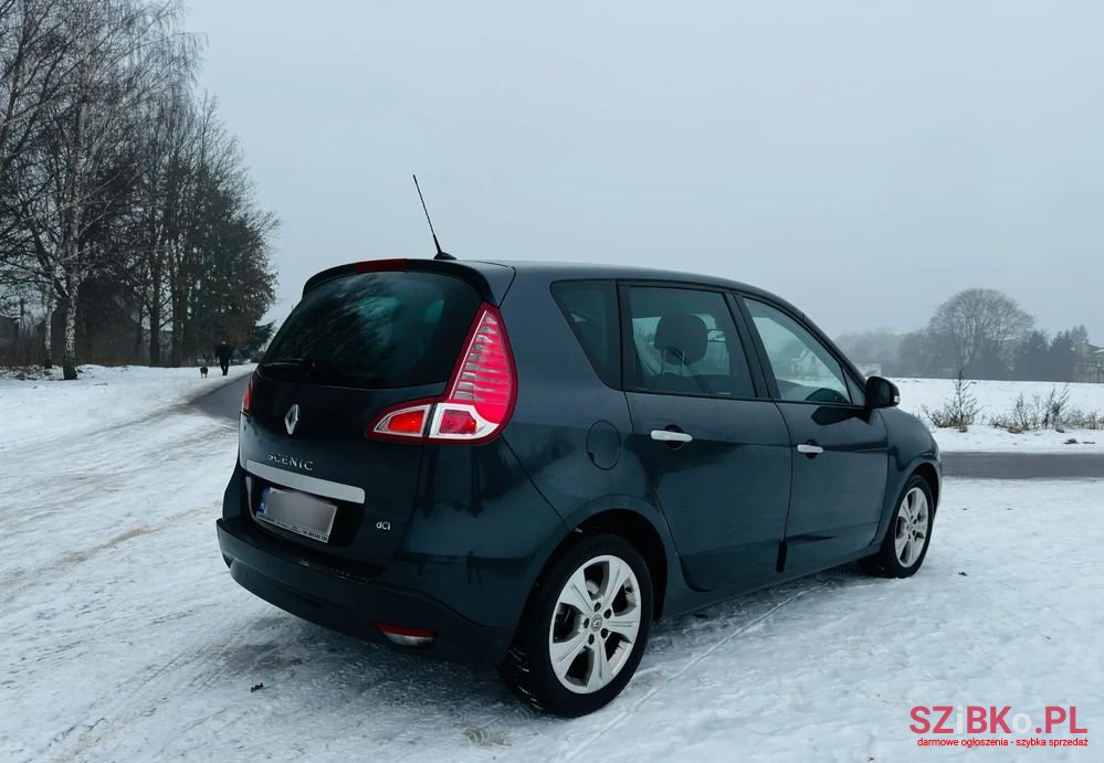 2009' Renault Scenic photo #5